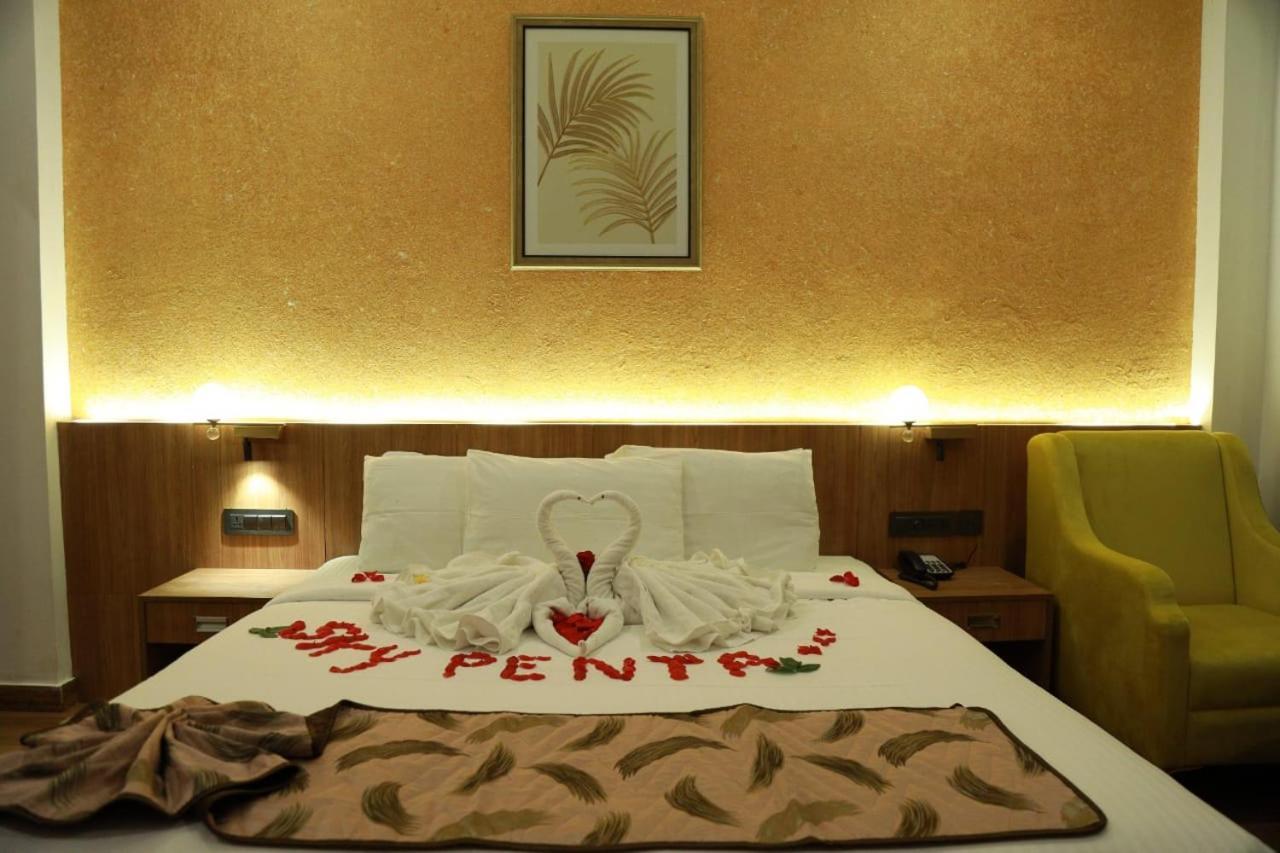 Sky Penta Residency Hotel Iritti Exterior foto
